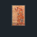 Impressão Em Tela Cumprimento por Gustav Klimt, Vintage Art Nouveau<br><div class="desc">Fulfillment (também conhecido como The Embrace) (1909) de Gustav Klimt é uma pintura vitoriana de época vitoriana de amor pelas artes plásticas e retrato de romance apresentando um jovem casal se abraçando prestes a beijar. Sobre o artista: Gustav Klimt (1862-1918) era um pintor simbolista austríaco e um dos membros mais...</div>