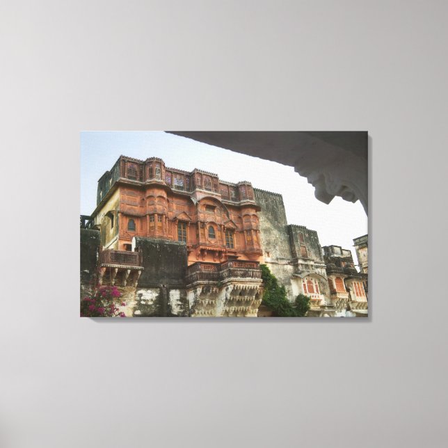 Impressão Em Tela Dentro Royal Ghanerao Castle, Rajasthan, Índia (Frente)