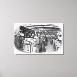 Impressão Em Tela Departamento do livro em uma loja do exército e d