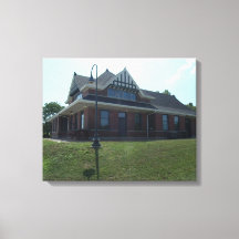 Depósito da ferrovia restaurado