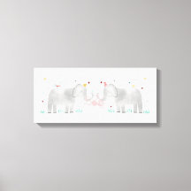 Dois elefantes e um macaco