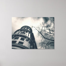 Impressão Em Tela Edifício Arquitetônico Preto e Branco e Árvore