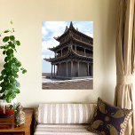Impressão Em Tela Edifício chinês antigo<br><div class="desc">Antigo edifício chinês é uma fotografia tirada na China perto do muro do Excelente. A Muralha do Excelente é produto de inúmeros trabalhos ao longo de 2 mil anos e é banquete de engenharia. Também refletiu a colisão e as trocas entre civilizações agrícolas e nômadas. O muro de Excelente não...</div>