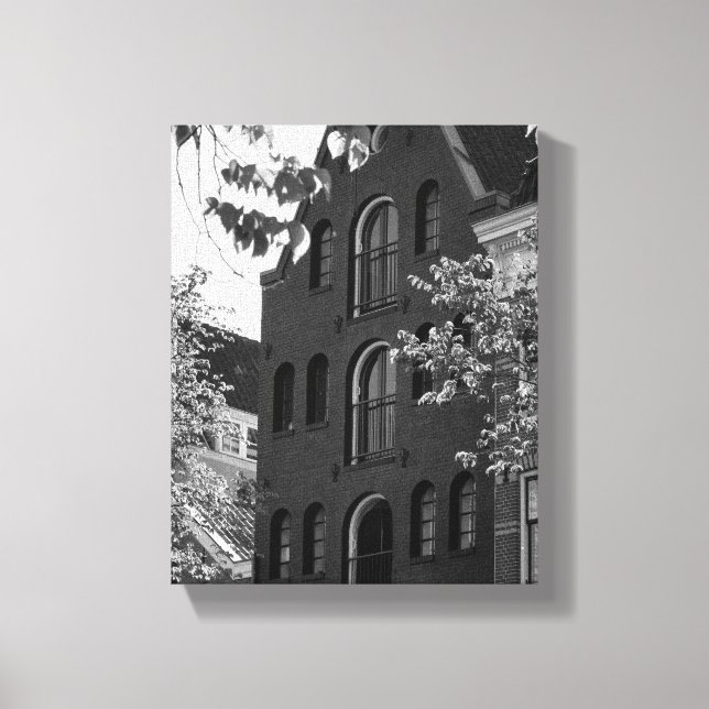 Impressão Em Tela Edifício histórico negro e branco em Amesterdã (Frente)