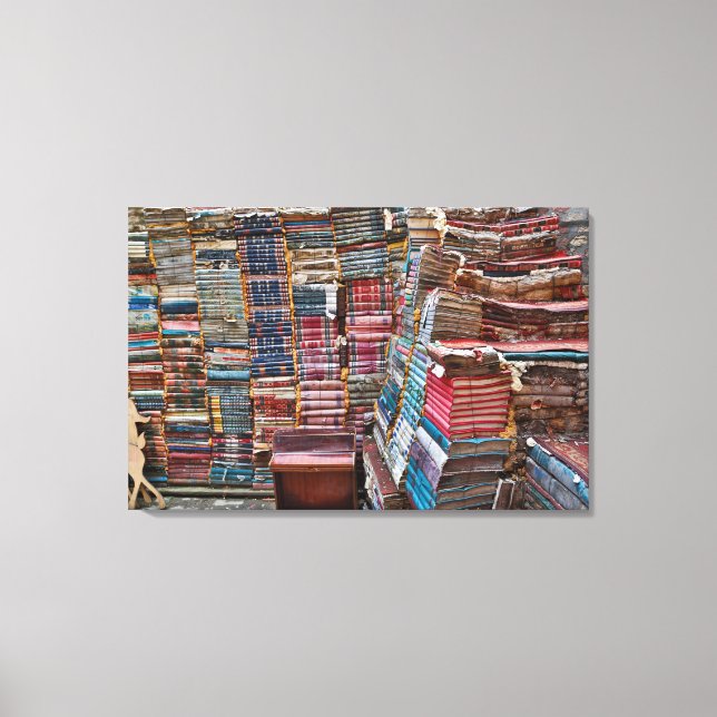 Impressão Em Tela Escada De Livros Antigos (Frente)