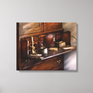 Impressão Em Tela Escritor - Uma mesa imponente 