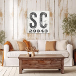 Impressão Em Tela Farmhouse Russe State Zip Code Carolina do Sul<br><div class="desc">Este sinal rústico é uma maneira simples de mostrar seu amor por casa. O CEP pode ser personalizado com qualquer CEP no estado. Faz um presente de excelente. Criado pela imprensa simplesmente de farmácia.</div>