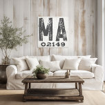 Impressão Em Tela Farmhouse Russe State Zip Code Massachusetts<br><div class="desc">Este sinal rústico é uma maneira simples de mostrar seu amor por casa. O CEP pode ser personalizado com qualquer CEP no estado. Faz um presente de excelente. Criado pela imprensa simplesmente de farmácia.</div>