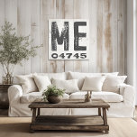 Impressão Em Tela Farmhouse Rustic State Zip Code Maine<br><div class="desc">Este sinal rústico é uma maneira simples de mostrar seu amor por casa. O CEP pode ser personalizado com qualquer CEP no estado. Faz um presente de excelente. Criado pela imprensa simplesmente de farmácia.</div>