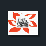 Impressão Em Tela Feriado Gráfico de Poinsettia<br><div class="desc">Interpretação gráfica de uma poinsettia em cores personalizadas. Personalize o texto,  escolha o papel ou transfira para outro impressão. Imagem da foto do modelo: Freepik.com</div>