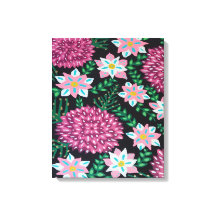 Flores magenta em preto