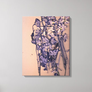 Impressão Em Tela Flowers in a pink light