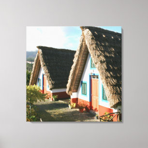 Impressão Em Tela Foto da ilha Madeira com as casas típicas de Santa