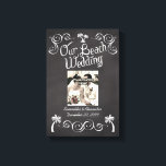 Impressão Em Tela Foto de Casamento de Praia de Palm Tree Chalkboard<br><div class="desc">Celebre núpcias na costa com esta palmeira com um esboço na lousa com aspecto branco no giz. Excelente de uma vintagem rústica em um casamento na praia. Design Copyright © CustomInvitesOnline.com</div>