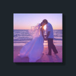 Impressão Em Tela Foto de Casamento de Sobreposição de Gradiente Azu<br><div class="desc">Um casamento de destino ou uma foto de lua de mel da ilha. Adicione seu próprio texto personalizado para criar um toque pessoal. Você pode mudar a configuração de opacidade sobre a cobertura azul para magenta cor-de-rosa.</div>