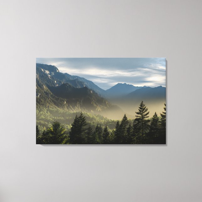 Impressão Em Tela Golden Hour Misty Peaks Evergreen Forest Art (Frente)