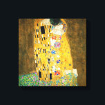 Impressão Em Tela Gustav Klimt O Beijo Vintage Art Nouveau Painting<br><div class="desc">Gustav Klimt The Kiss Vintage Art Nouveau Painting The Kiss (Em alemão: Der Kuss) foi pintado pelo pintor simbolista austríaco Gustav Klimt entre 1907 e 1908, ponto alto de seu período de Ouro, quando pintou várias obras em estilo semelhante. A pintura é amplamente considerada uma obra-prima do início do período...</div>