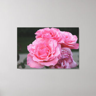 Impressão Em Tela Impressão de tela estendida com retrato do rosa