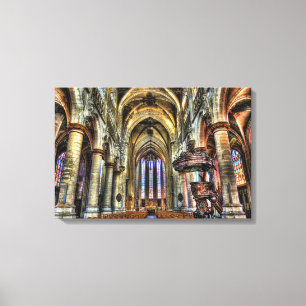 Impressão Em Tela Interior sombreado de igreja católica