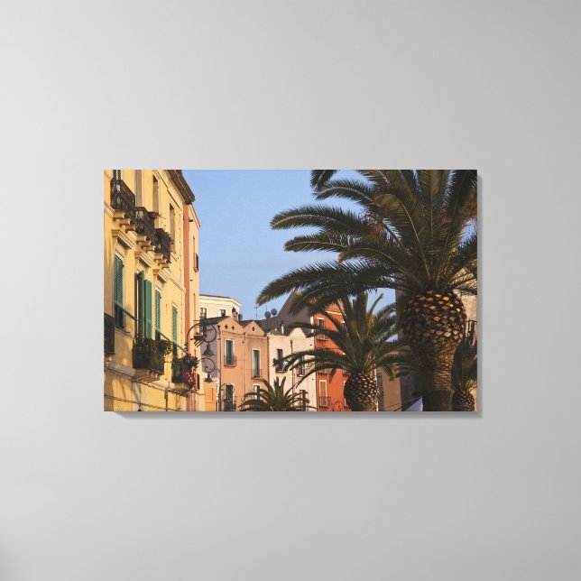 Impressão Em Tela Itália, Sardenha, Cagliari. Edifícios e palmeiras (Frente)