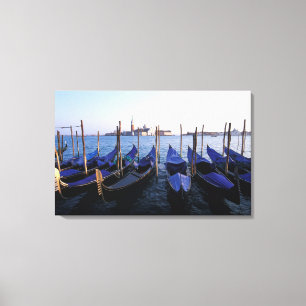 Impressão Em Tela Itália, Veneto, Veneza, Fila de Gondolas e San