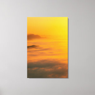 Impressão Em Tela Levantamento solar mágico do outono acima das nuve