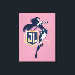 Impressão Em Tela Liga da Justiça | Mulher Maravilha & Ícone Pop Art<br><div class="desc">Veja a Mulher Maravilha pintada em um estilo clássico de noir de alto contraste, seu Laço da Verdade na mão e rodeando o logotipo do escudo JL da Liga da Justiça de ouro e azul. Os pontos de meio tom se espalham por este gráfico, dando a ele uma sensação nostálgica...</div>