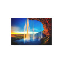 Linda cascata na natureza sunset Fotografia