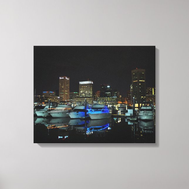 Impressão Em Tela Linha do horizonte Baltimore e barcos à noite (Frente)