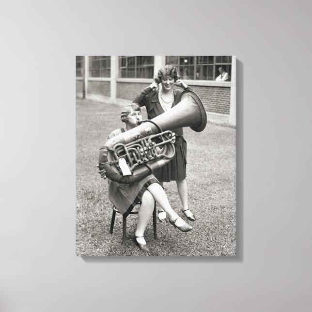 Impressão Em Tela Menina Tocando Tuba, 1928 (Frente)