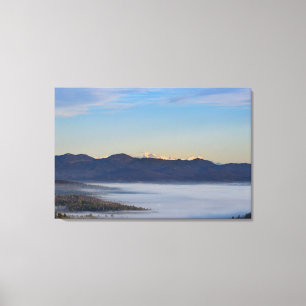 Impressão Em Tela Montanha majestosa Triglav com nevoeiro no vale