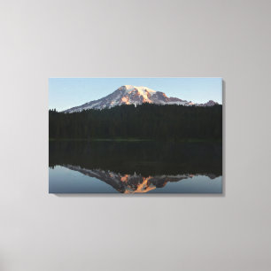 Impressão Em Tela Monte Rainier Refletido no Nascer do Sol I