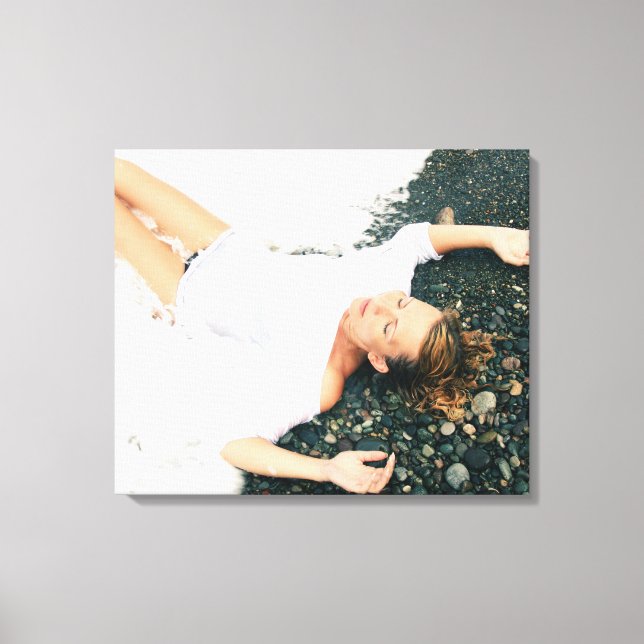 Impressão Em Tela Mulher na praia (Frente)
