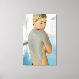 Impressão Em Tela Mulher que obtem o tratamento da pele dos termas