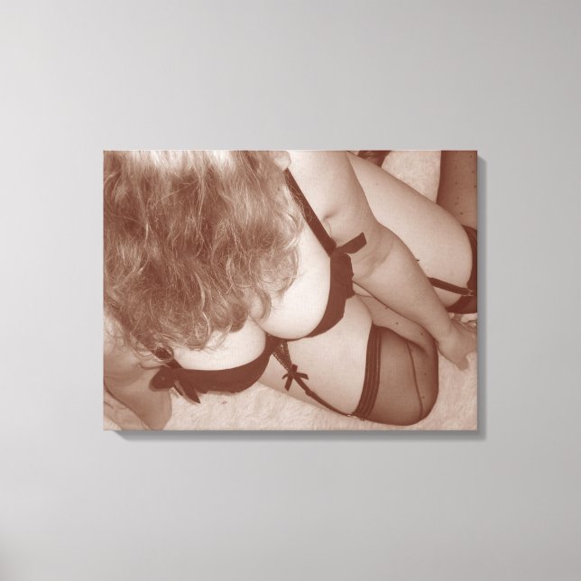 Impressão Em Tela Mulher Sensual na lingerie, beleza natural madura (Frente)