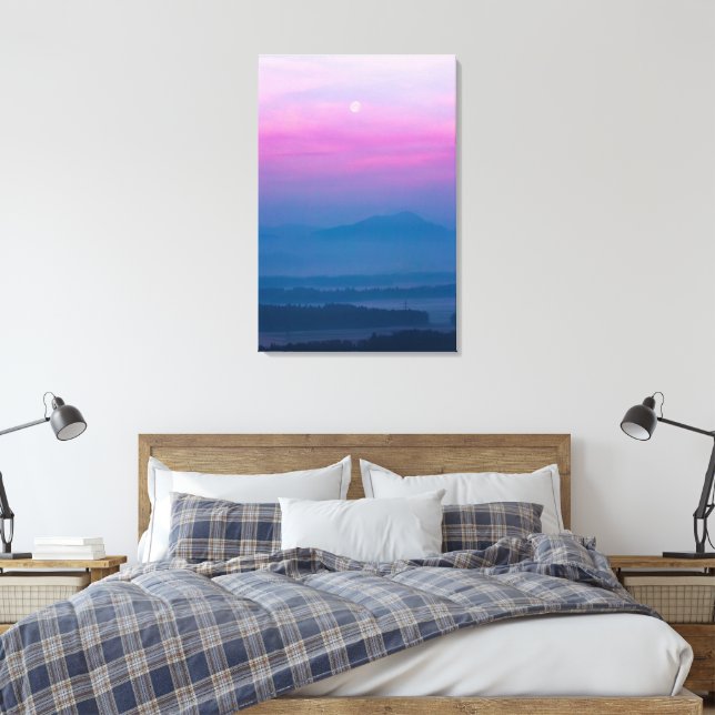 Impressão Em Tela Nuvens brilhantes e lua ao nascer do sol (Insitu(Quarto))