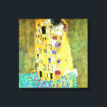 Impressão Em Tela O Beijo de Gustav Klimt<br><div class="desc">O beijo de Gustav Klimt foi pintado pelo pintor simbolista austríaco Gustav Klimt entre 1908 e 1909,  ponto alto de seu "Período do Ouro",  quando pintou várias obras em estilo semelhante. Um quadrado perfeito,  a canvas retrata um casal abraçando,  seus corpos entrelaçados em túnica elaborada</div>