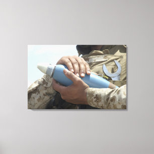 Impressão Em Tela Opinião do Fim-acima um soldado que embala uma