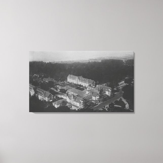 Impressão Em Tela Pebble Beach, CA - Hotel Del Monte Aerial View (Frente)