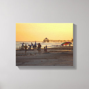 Impressão Em Tela Pessoas na praia do oceano no pôr do sol