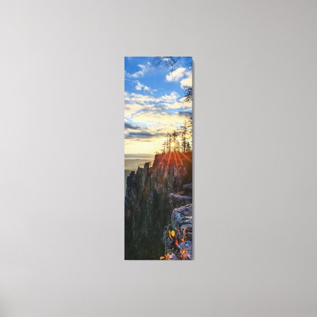 Impressão Em Tela photo of a mountainous autumn forest, mountains, p (Frente)