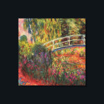 Impressão Em Tela Ponte de água japonesa Lily Pond por Claude Monet<br><div class="desc">"A ponte japonesa Water Lily Pond" é uma paisagem de impressionismo criada pelo pintor francês Impressionismo,  Claude Monet,  em 1900. Mostra o céu cor-de-rosa no fundo e um caminho pela lagoa com íris crescendo ao lado do caminho.</div>