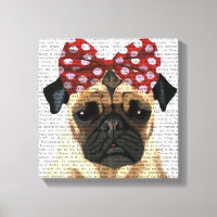 Pug com Arco vermelho na cabeça