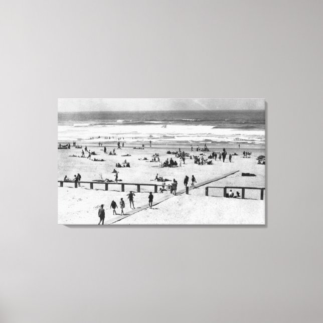 Impressão Em Tela Rockaway, Oregon Beach Scene Swimmers (Frente)