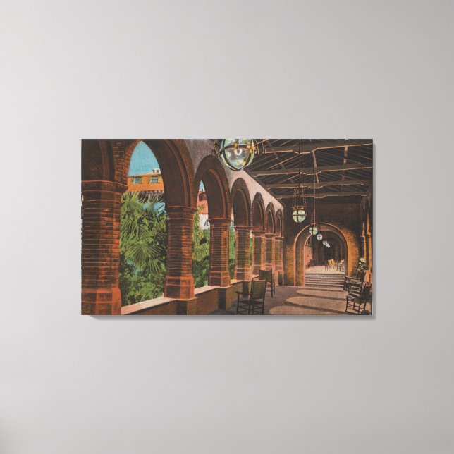 Impressão Em Tela Rua. Augustine, Flórida - Vista do Hotel Ponce de (Frente)