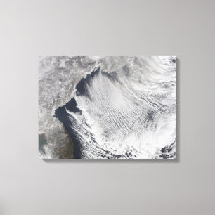 Impressão Em Tela Ruas de nuvens que se formam sobre o mar do Japão