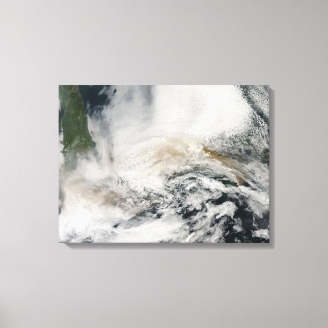 Impressão Em Tela Sarychev Pico soprando através do mar de Okhotsk (Frente)