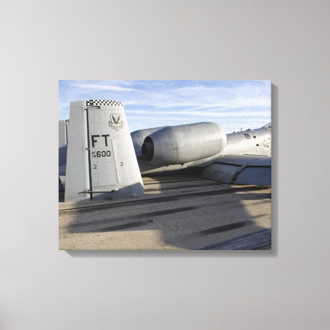 Impressão Em Tela Seção da cauda de um raio A-10 Thunderbolt II (Frente)