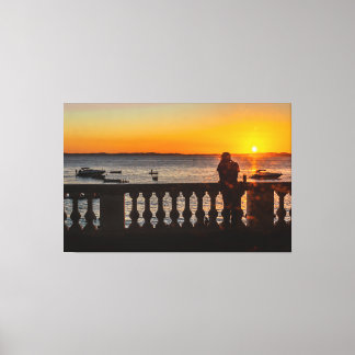Impressão Em Tela Serene Ocean Sunset Through Historic Balustrade