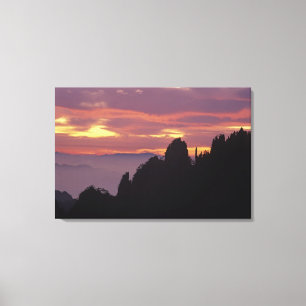 Impressão Em Tela Silhueta da Montanha Amarela (Mt. Huangshan) ao
